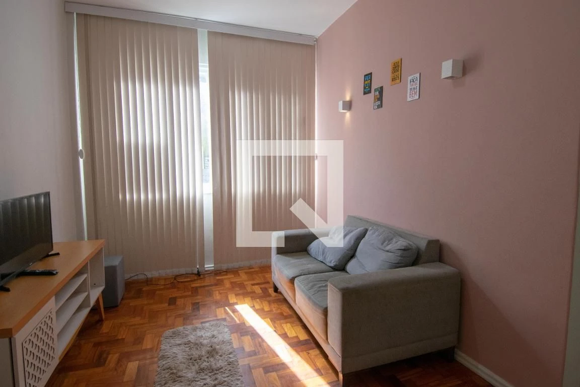 Furnished apartment with 2 bedrooms and 1 bathroom