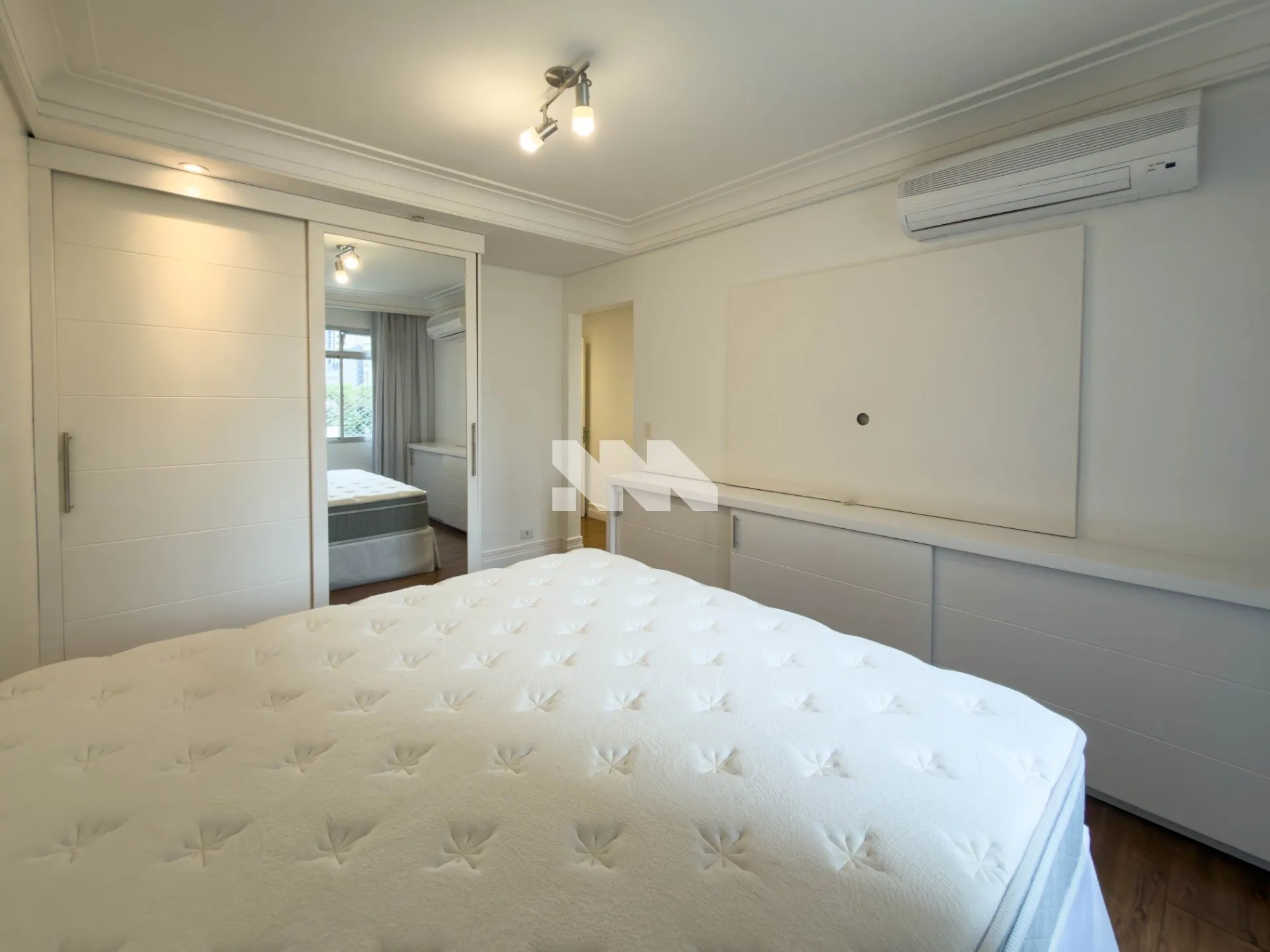 Apartment on the 6th floor with a home office — photo 8