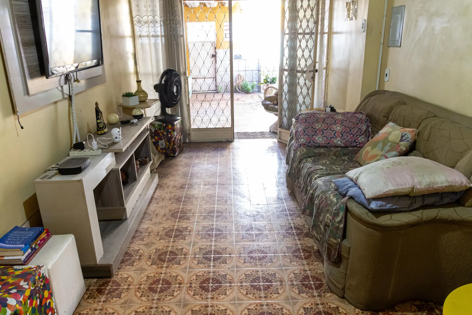 Casa com 3 dormitórios e 2 vagas, com área de serviço — photo 5