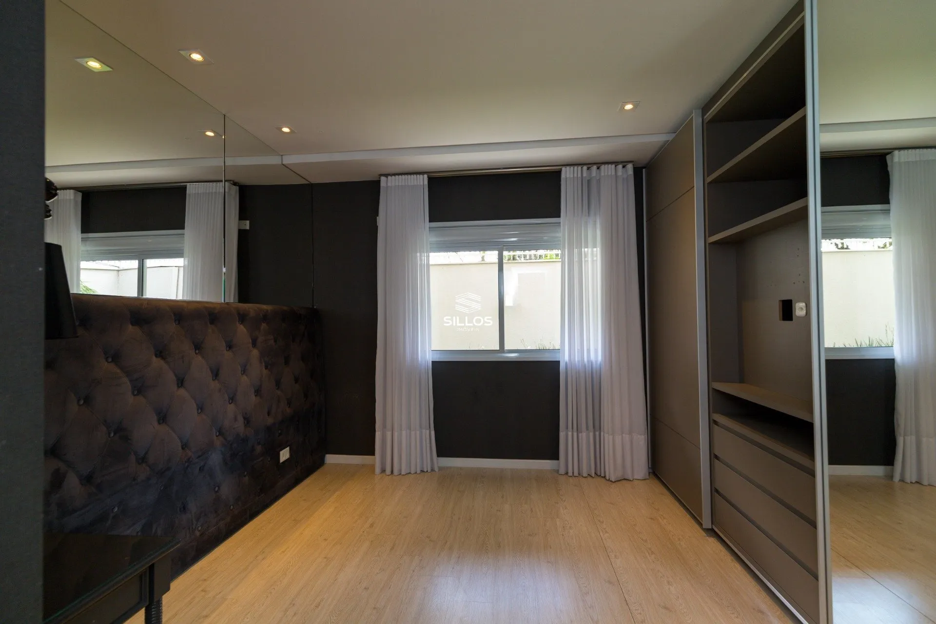 4-bedroom apartment for rent with 434 m² and 3 parking — photo 11