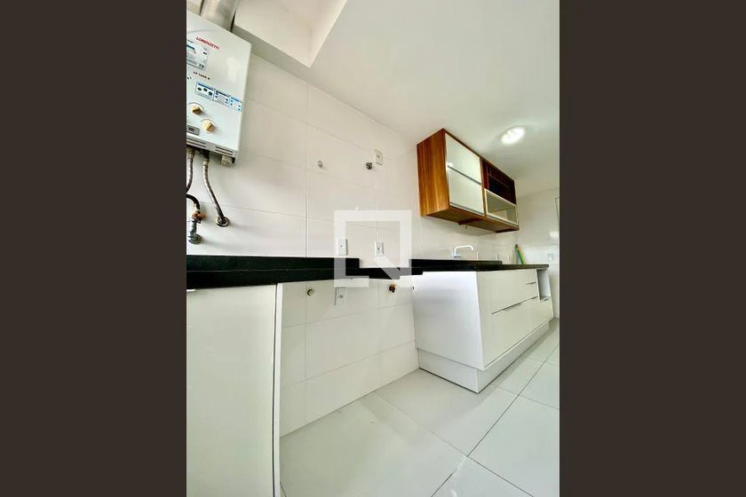 Apartamento de 2 quartos em condomínio com piscina — photo 34