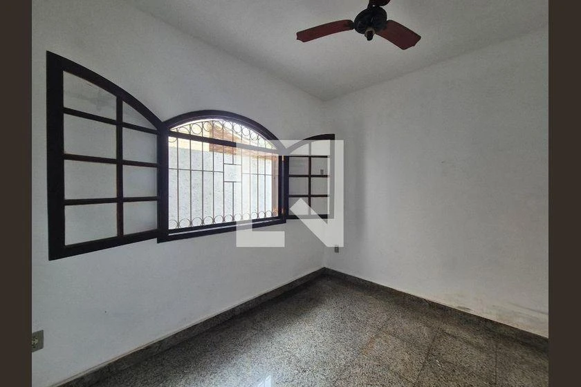 Рабочее место и 3 спальни: дом 100 м² — photo 16