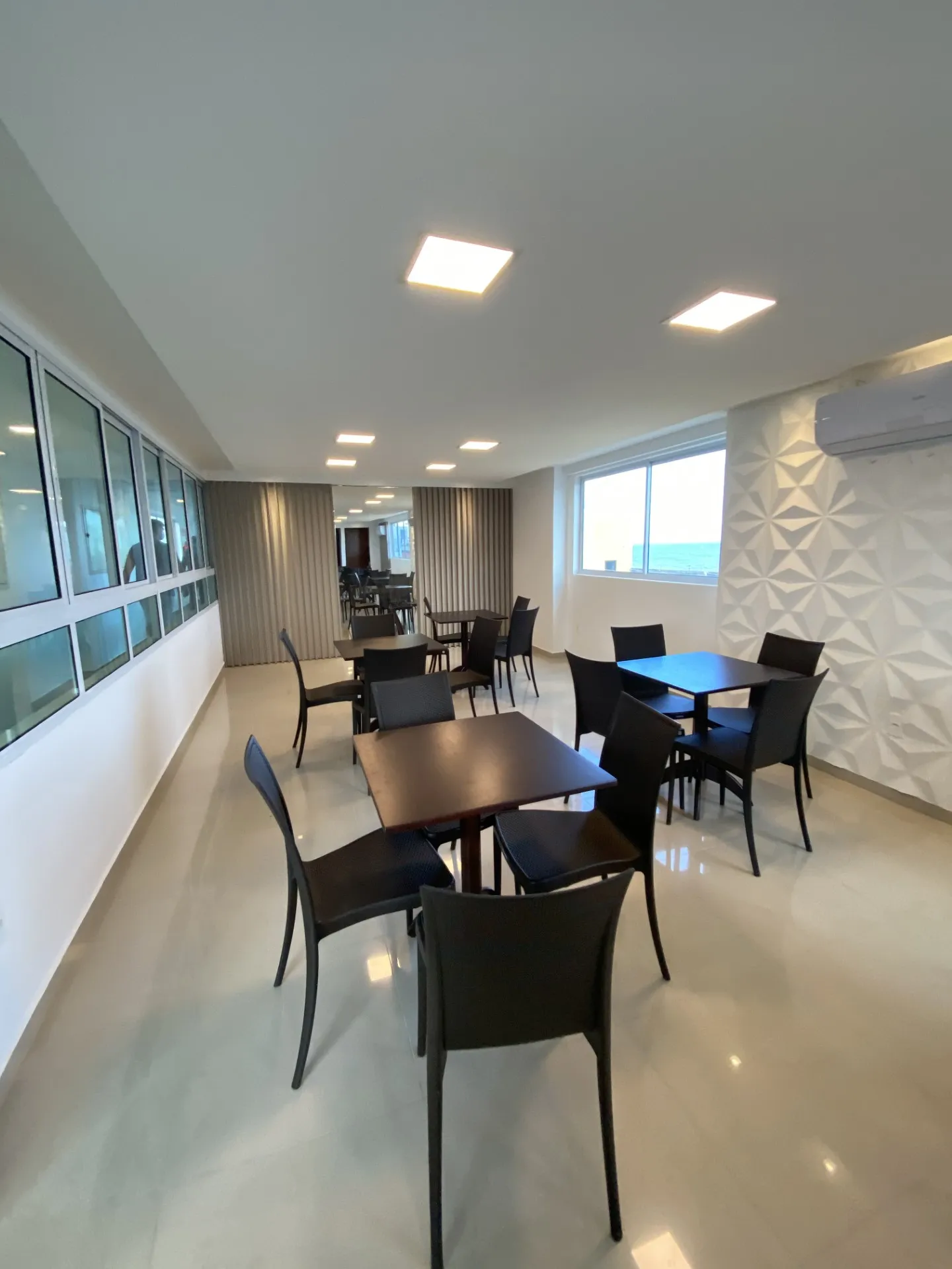 Furnished apartment, 22 m², with a water view — photo 16