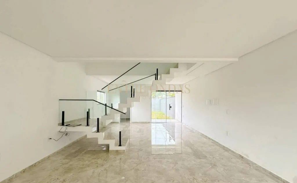 3-bedroom house with a mountain view in Florianópolis — photo 21