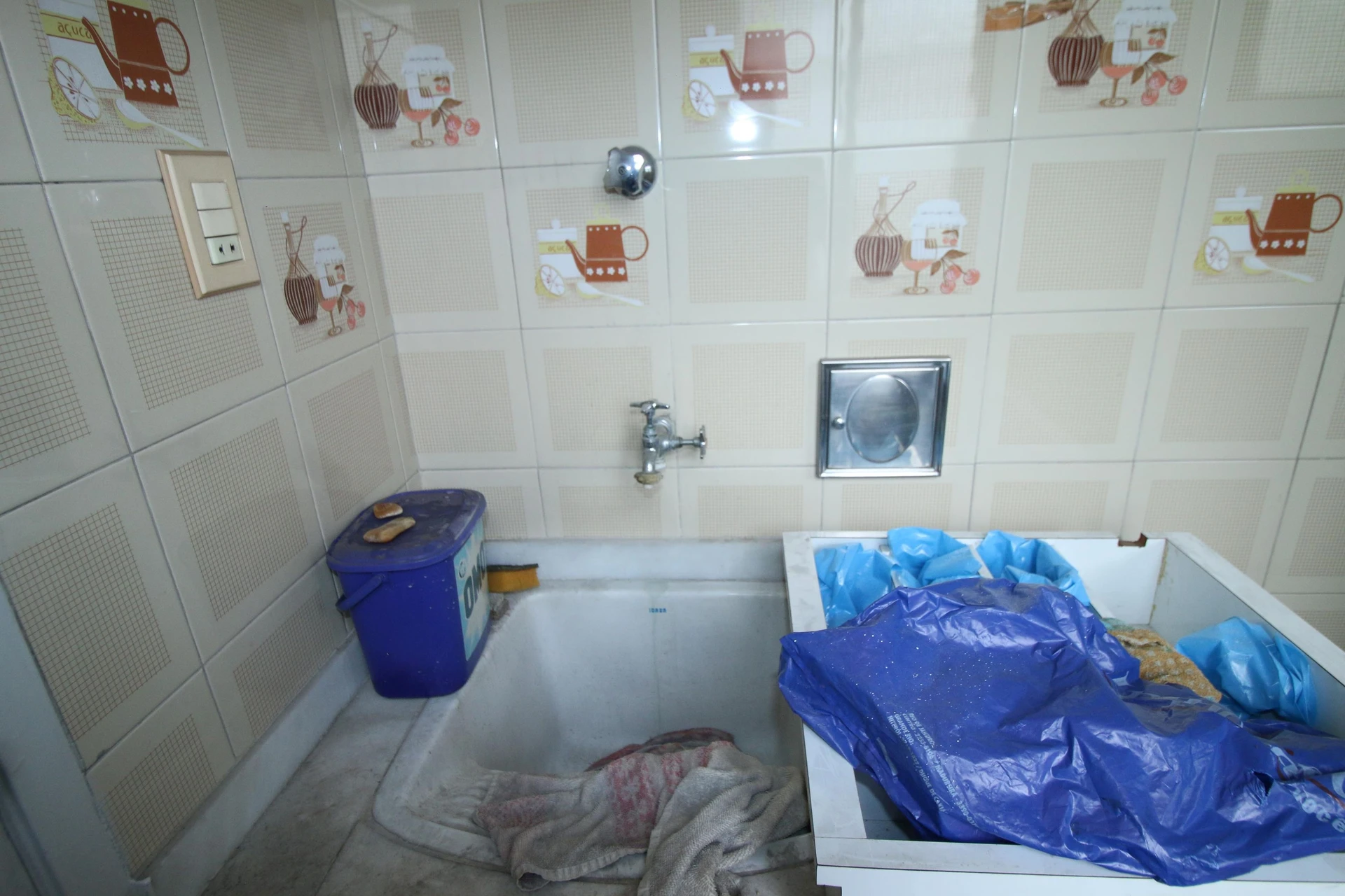 2-bedroom apartment in a building with a gym — photo 20