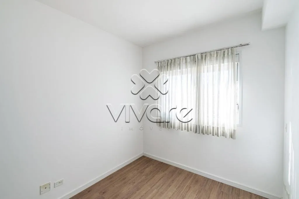 One-bedroom apartment with a grill on the balcony — photo 6