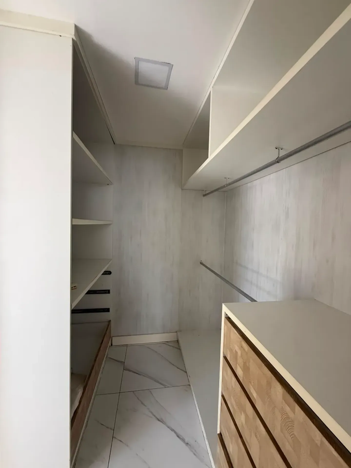 Apartamento, 210 m², com closet — photo 12