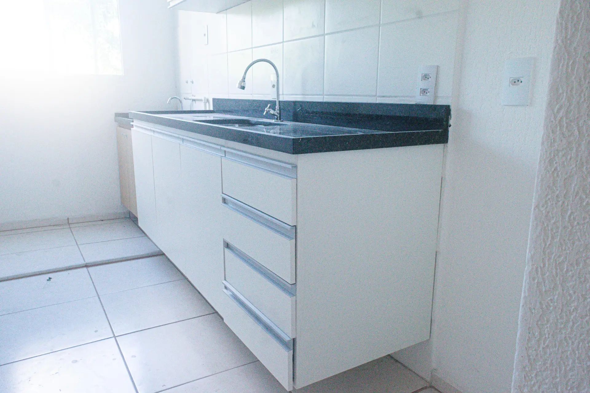 Apartment with 2 bedrooms and a private garden — photo 6