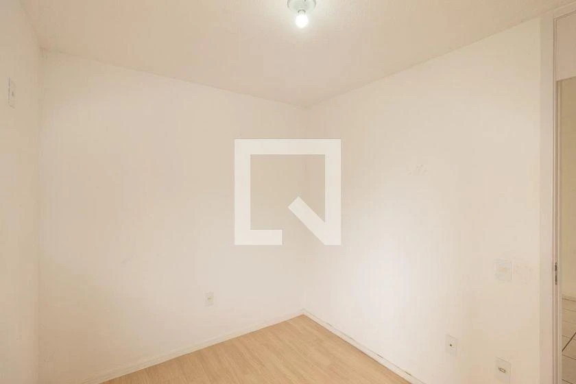 2-bedroom apartment in a building with a pool — photo 41