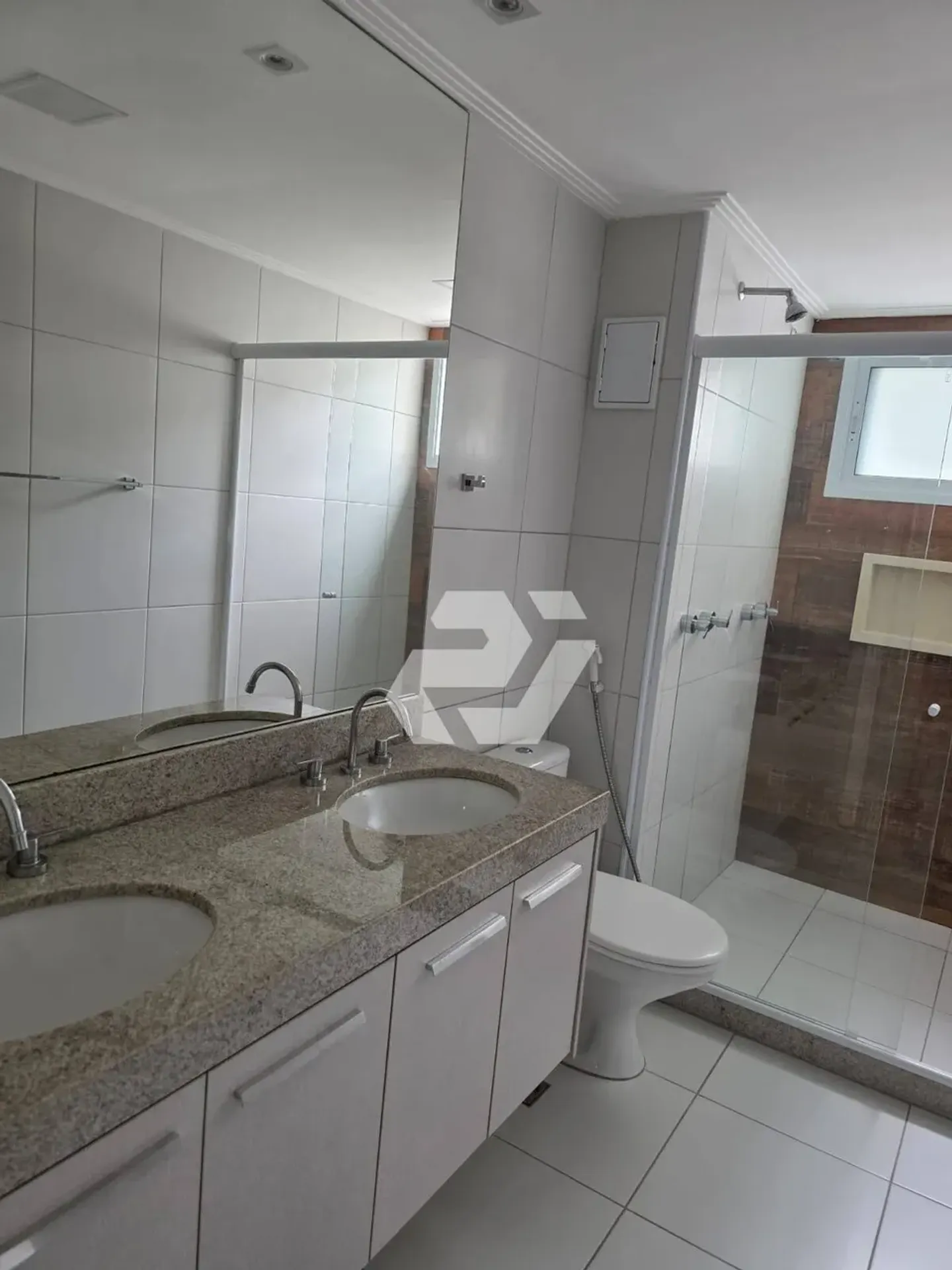 3-bedroom apartment with a private pool — photo 23