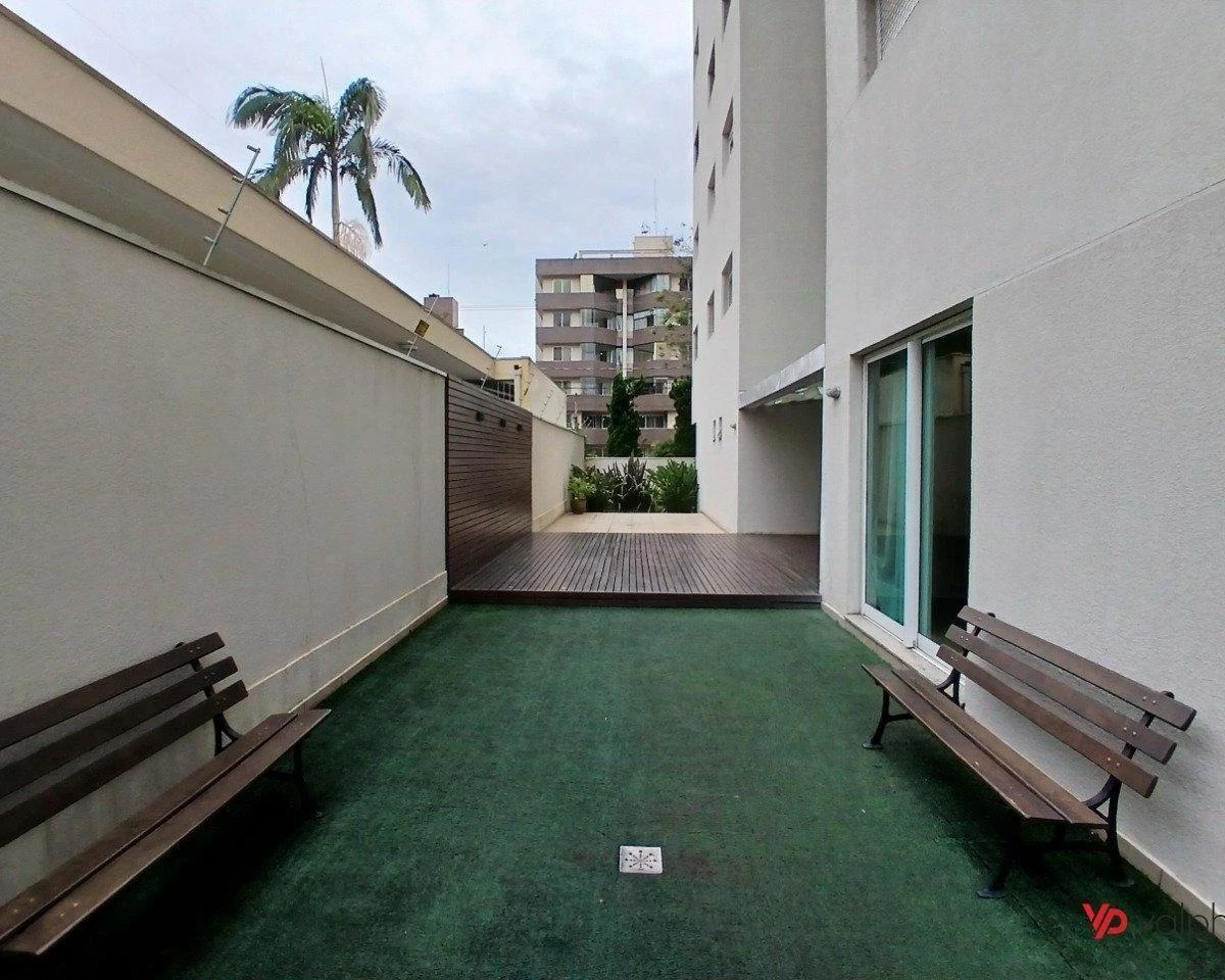 Home office in a 2-bedroom apartment, 105 m² — photo 40
