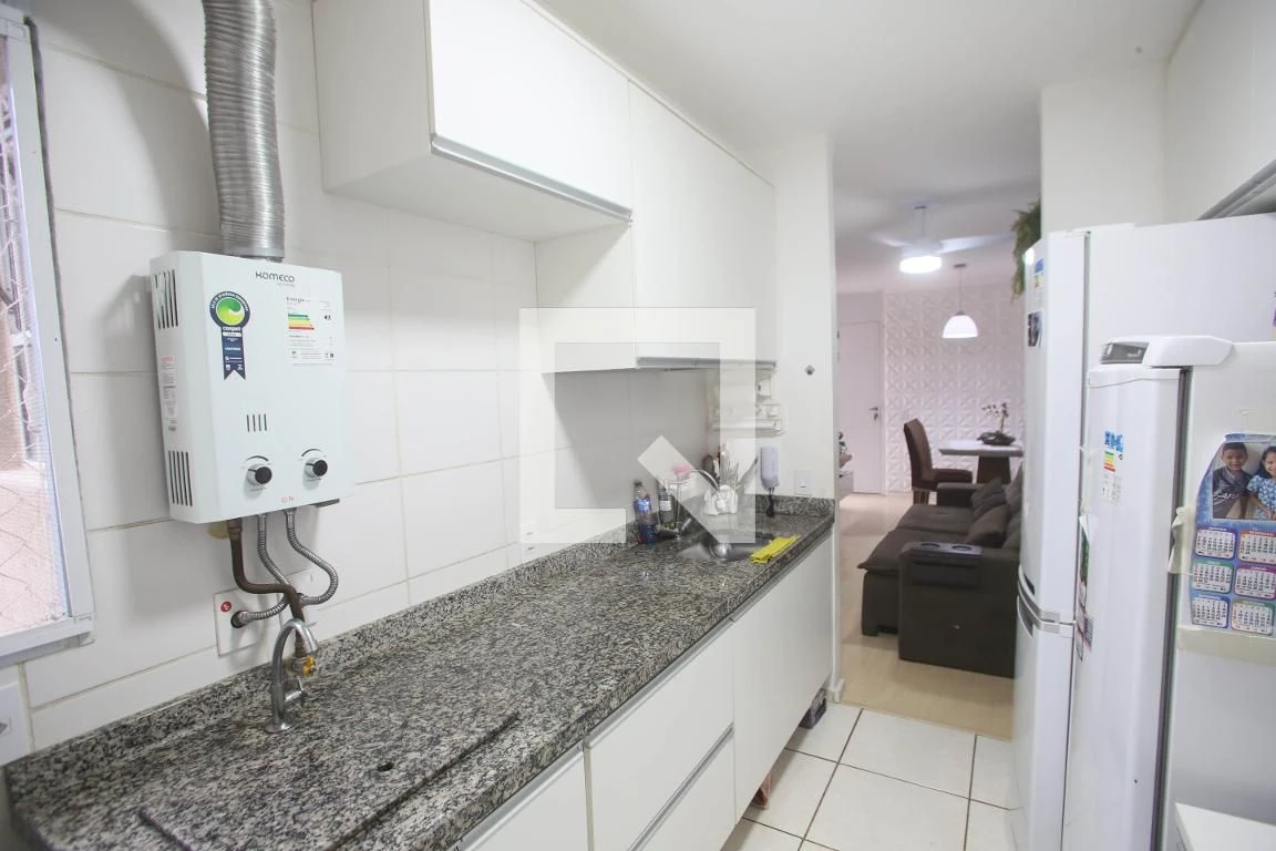 Apartamento com 2 quartos e cozinha fechada — photo 24