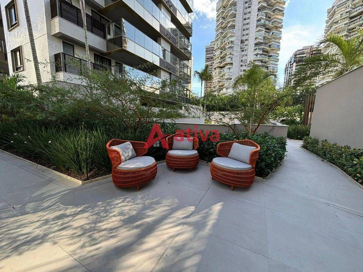Furnished garden apartment with 81 m², 2 bedrooms and 2 parking — photo 45