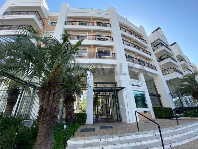 337 m² apartment with 3 en-suite bedrooms and 2 parking spots — photo 12