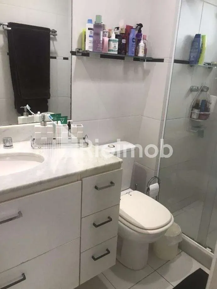 3-bedroom apartment with a washing machine in Rio de Janeiro — photo 38