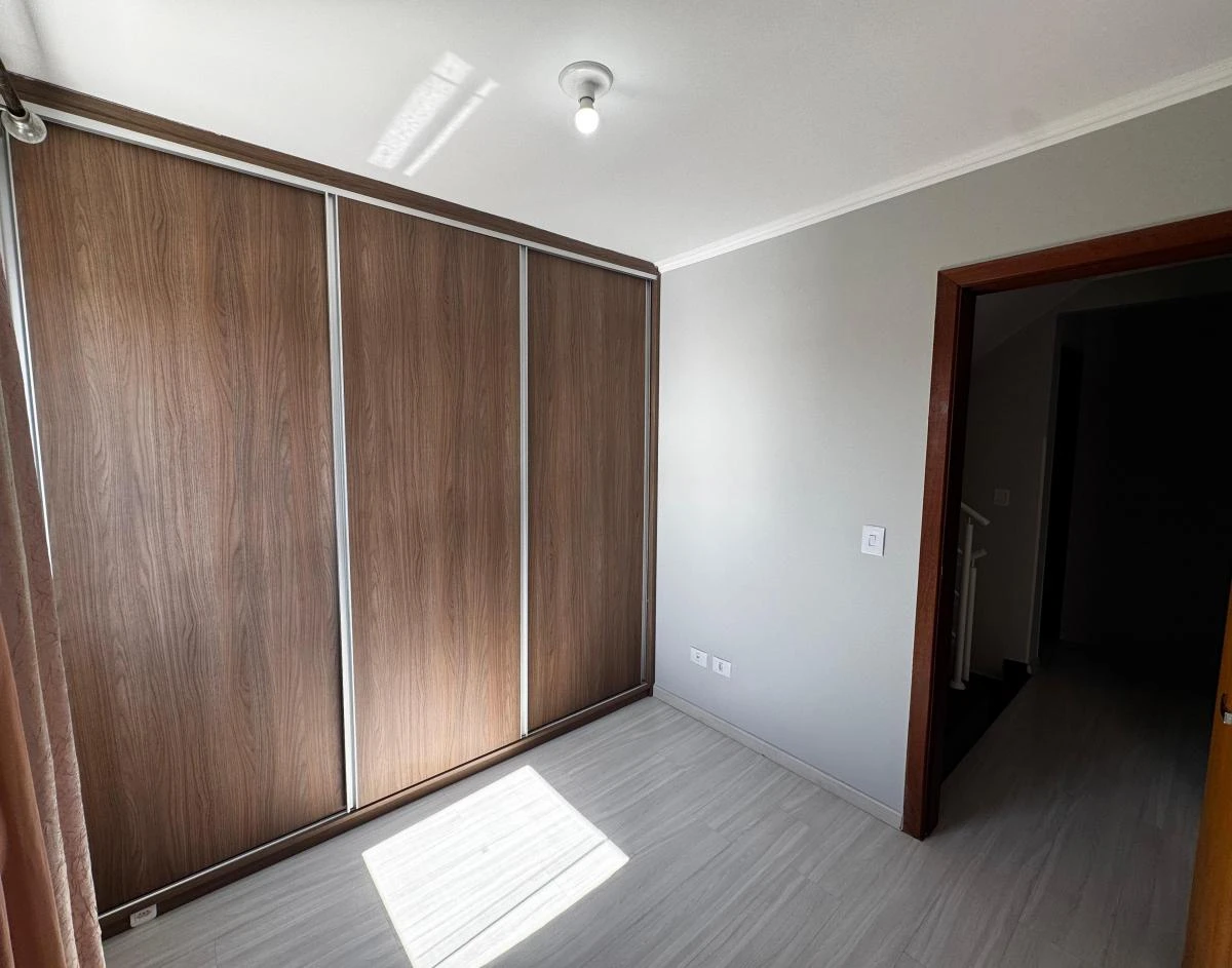 Casa de 3 quartos com varanda envidraçada — photo 21