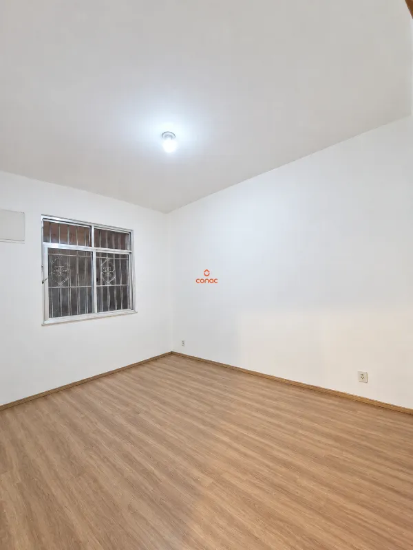 Apartment on the 1st floor with wood or laminate floors — photo 15