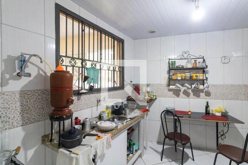 Furnished house with 1 bedroom and a gas stove kitchen — photo 11