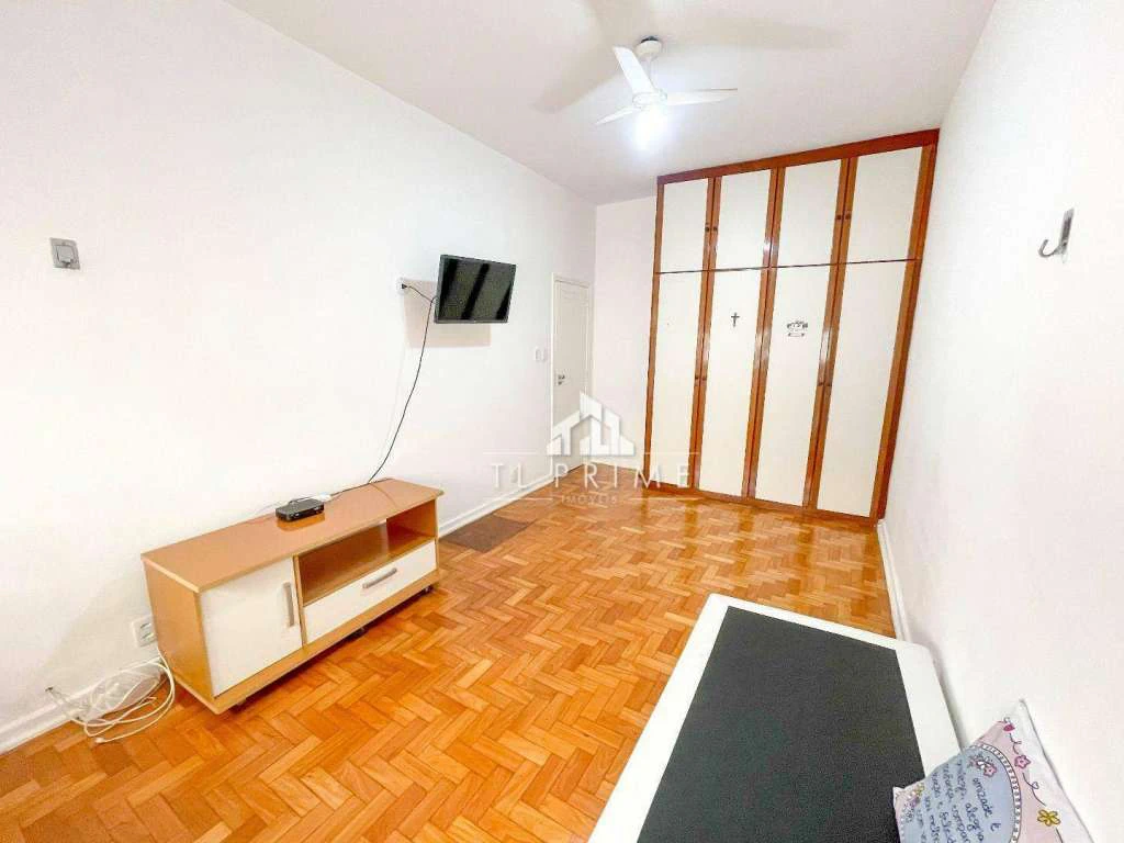 Furnished 3-bedroom apartment with 198 m² floor area — photo 12