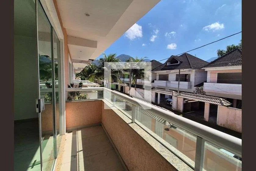 Casa em condomínio com 4 suítes e 220 m² — photo 28
