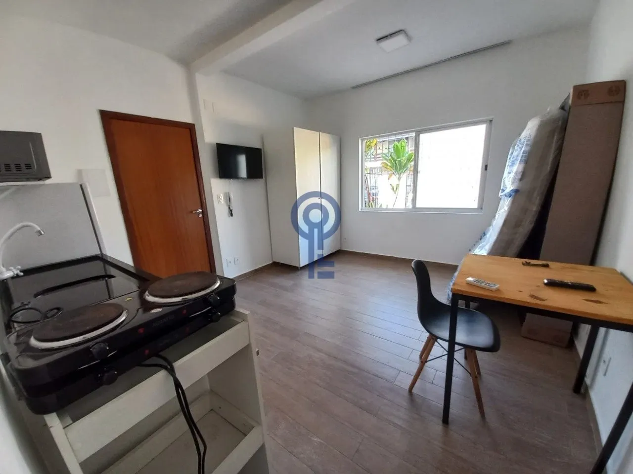 Ground-floor studio with 1 bedroom and private garden