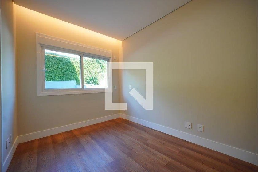3-bedroom apartment with a water view in Florianópolis — photo 27
