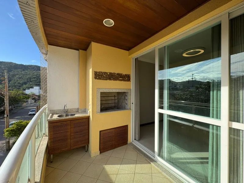 Furnished apartment, 124 m², with floor-to-ceiling windows — photo 13