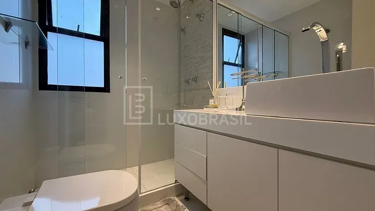 Furnished 2-bedroom apartment with balcony and BBQ grill — photo 35