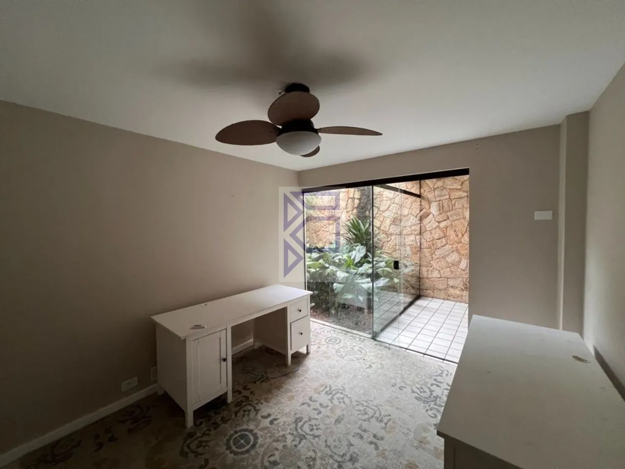 Casa com 5 quartos e 5 banheiros, vaga para 5 carros — photo 11