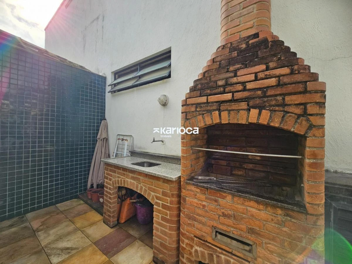 Furnished 187 m² apartment with 4 bedrooms and private BBQ — photo 31
