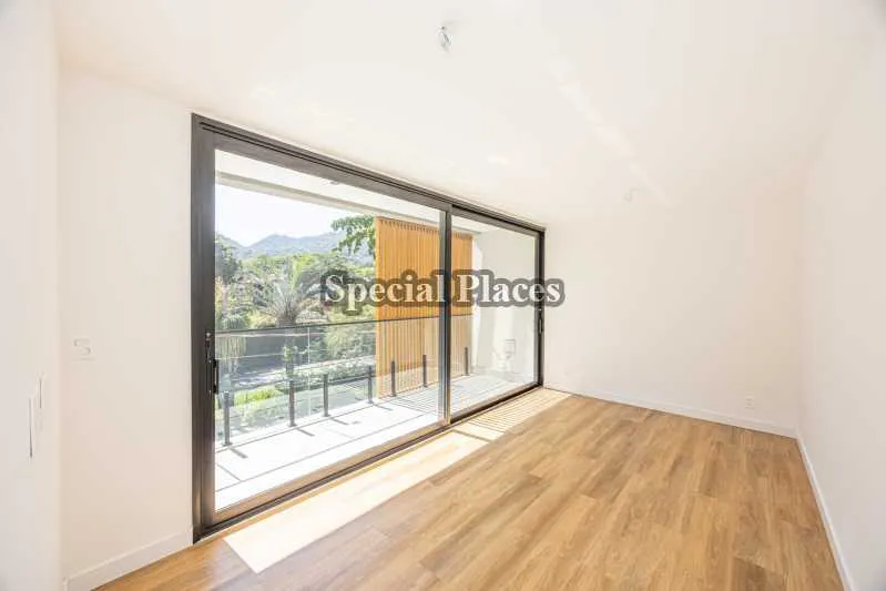 Casa com 5 quartos e 5 banheiros, com cozinha integrada — photo 11
