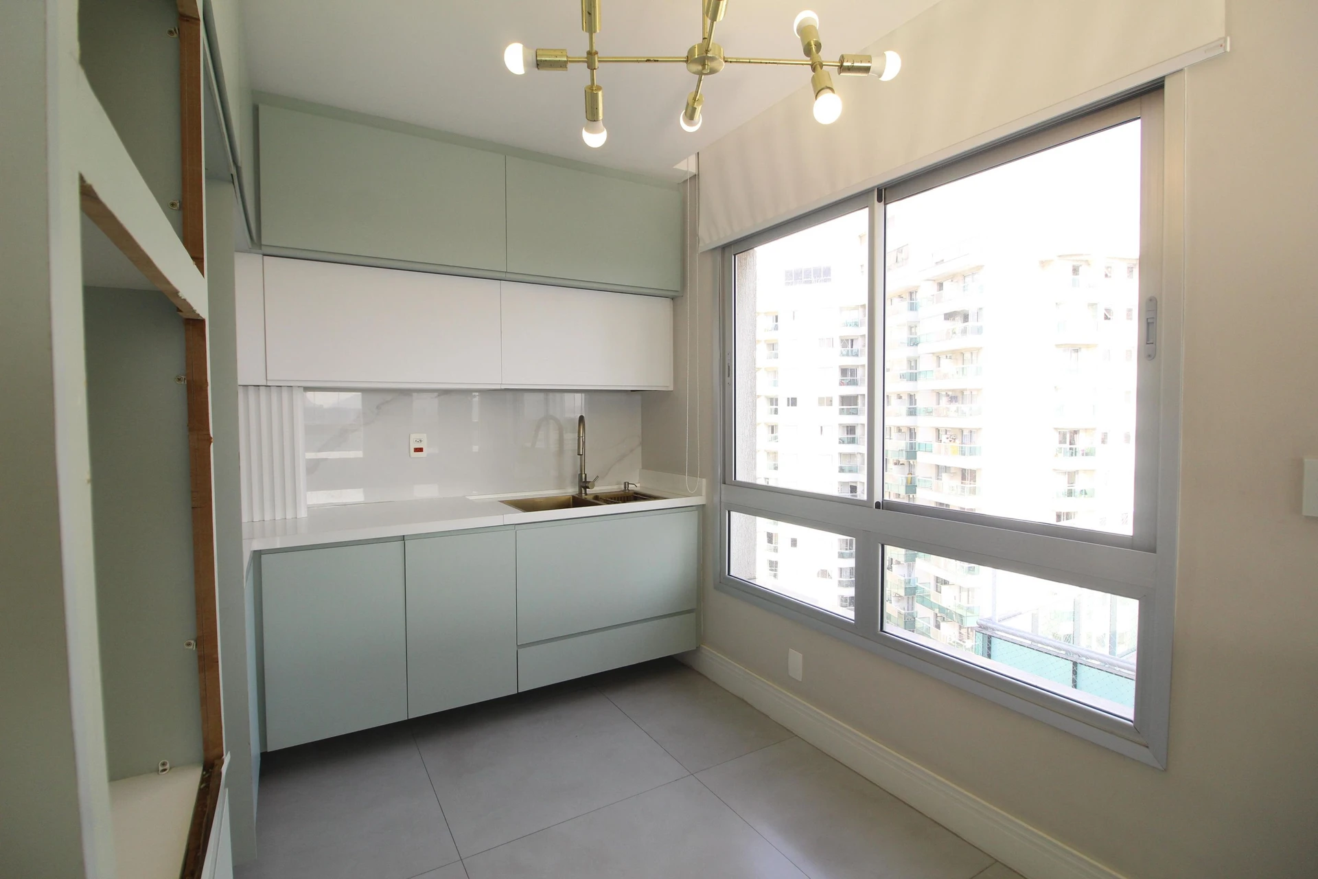 4-bedroom apartment in a building with a sauna — photo 32