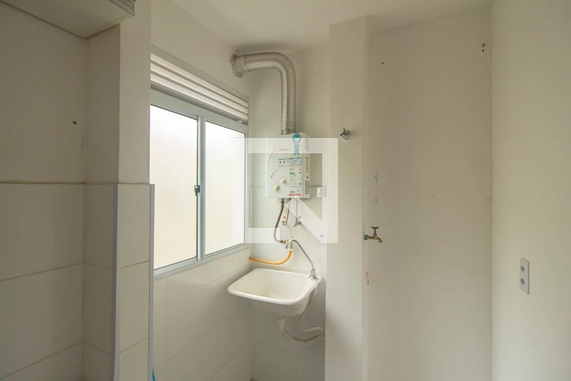 Apartamento de 2 quartos em condomínio com piscina — photo 15