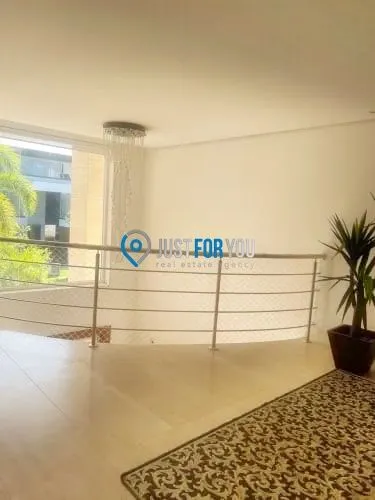 Casa mobiliada com 5 dormitórios e 1000 m² — photo 8
