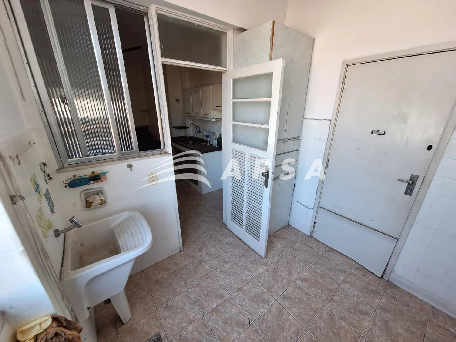 Apartamento de 92 m² com 2 quartos e área de lavanderia — photo 24