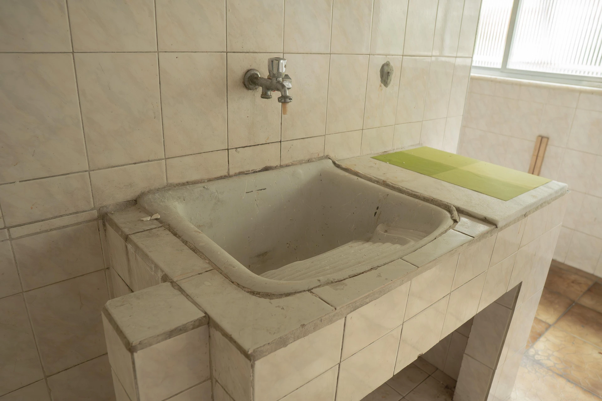 3-bedroom apartment, 1 with its own bathroom, 120 m² — photo 30