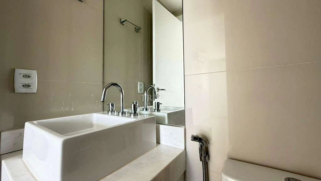 Unfurnished 2-bedroom apartment with suite and 72 m² — photo 5
