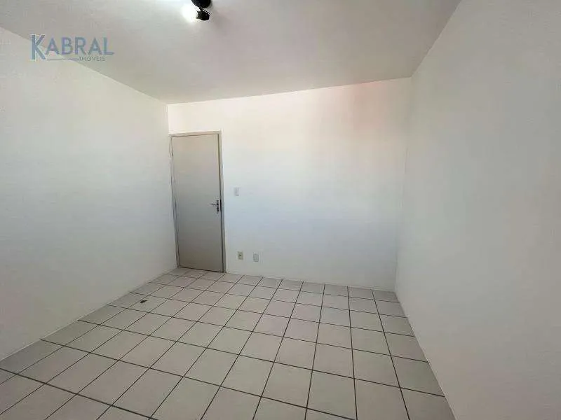 Apartamento sem mobília com 2 quartos e 1 vaga — photo 11
