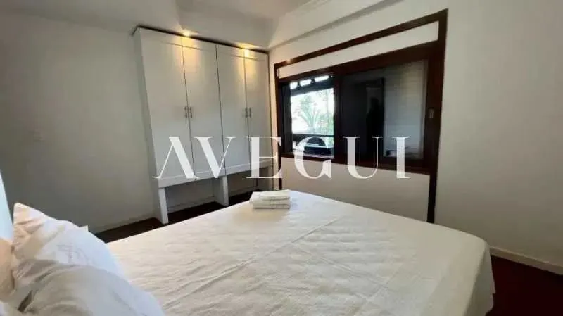 House with 5 bedrooms and closed kitchen, 700 m² — photo 11