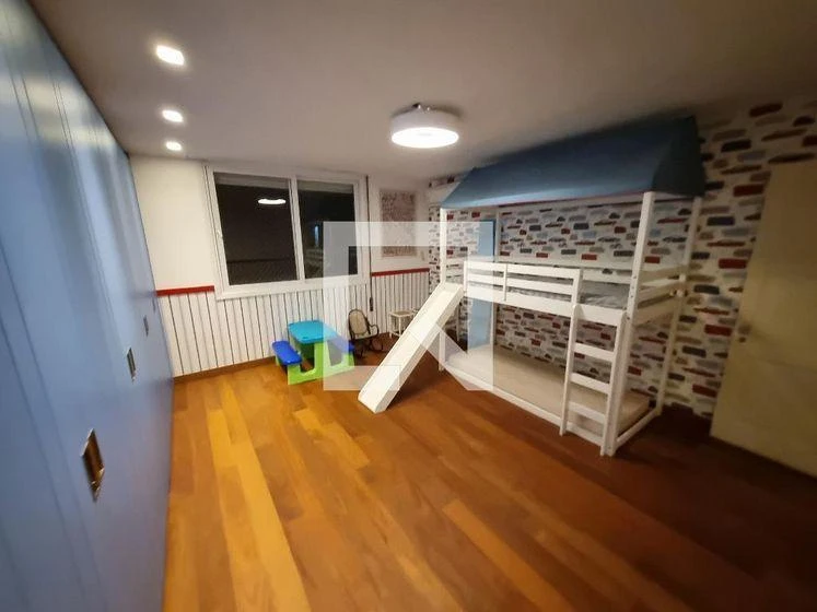 Washing machine in a 3-bedroom apartment, 300 m² — photo 4