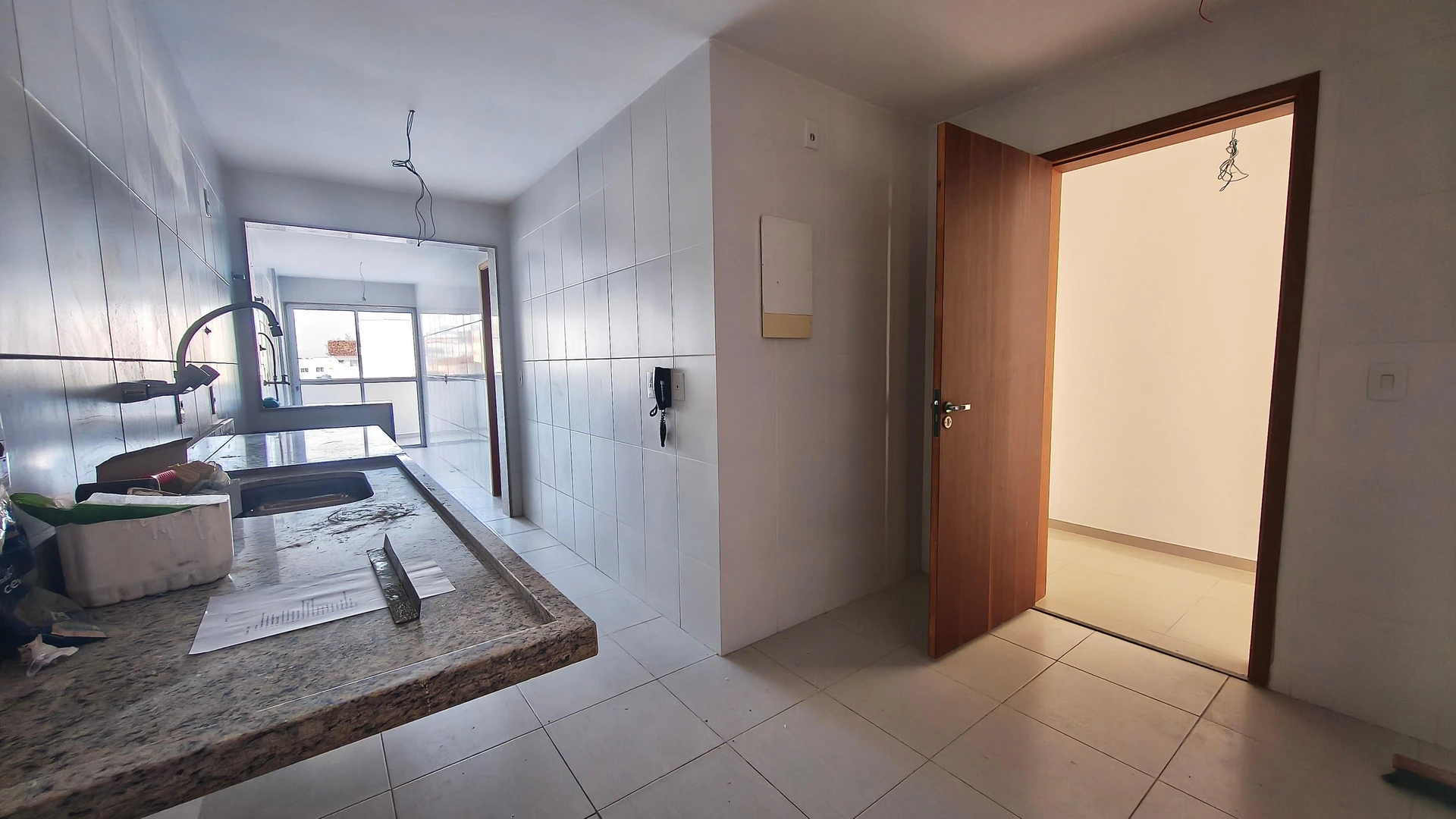 Apartamento com 2 quartos e varanda — photo 17