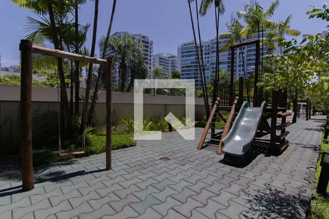 Mountain view in a 3-bedroom apartment, 107 m² — photo 46