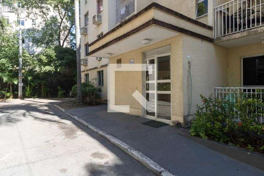 Apartamento de 2 quartos com varanda e vaga — photo 29