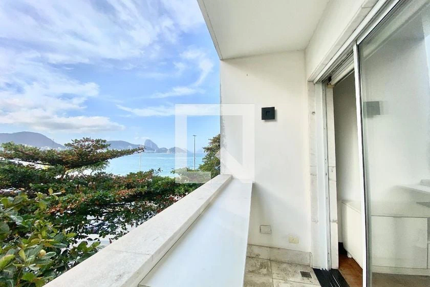 2-bedroom apartment with a home office in Rio de Janeiro — photo 7