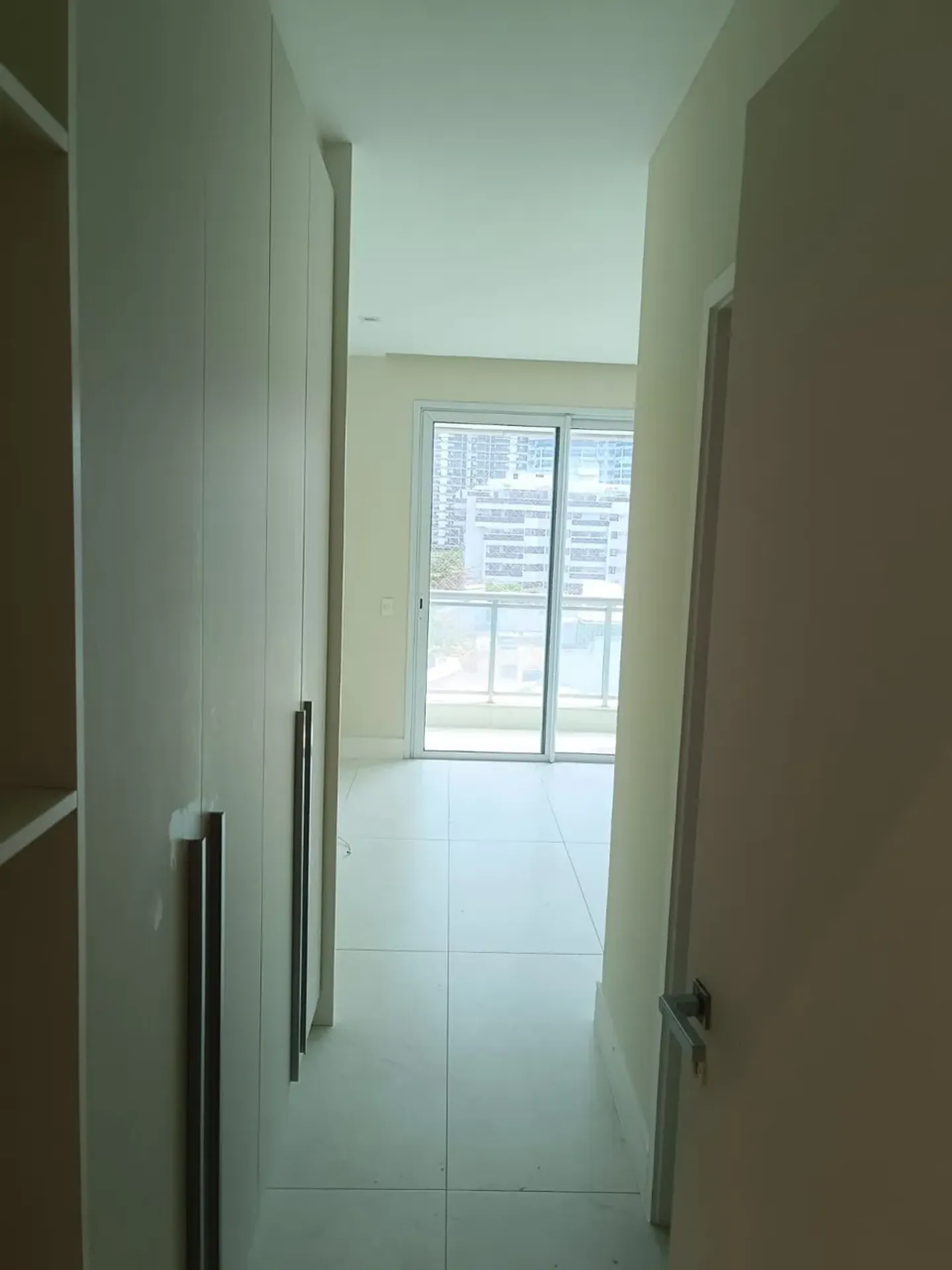Water view in a 4-bedroom apartment, 282 m² — photo 10