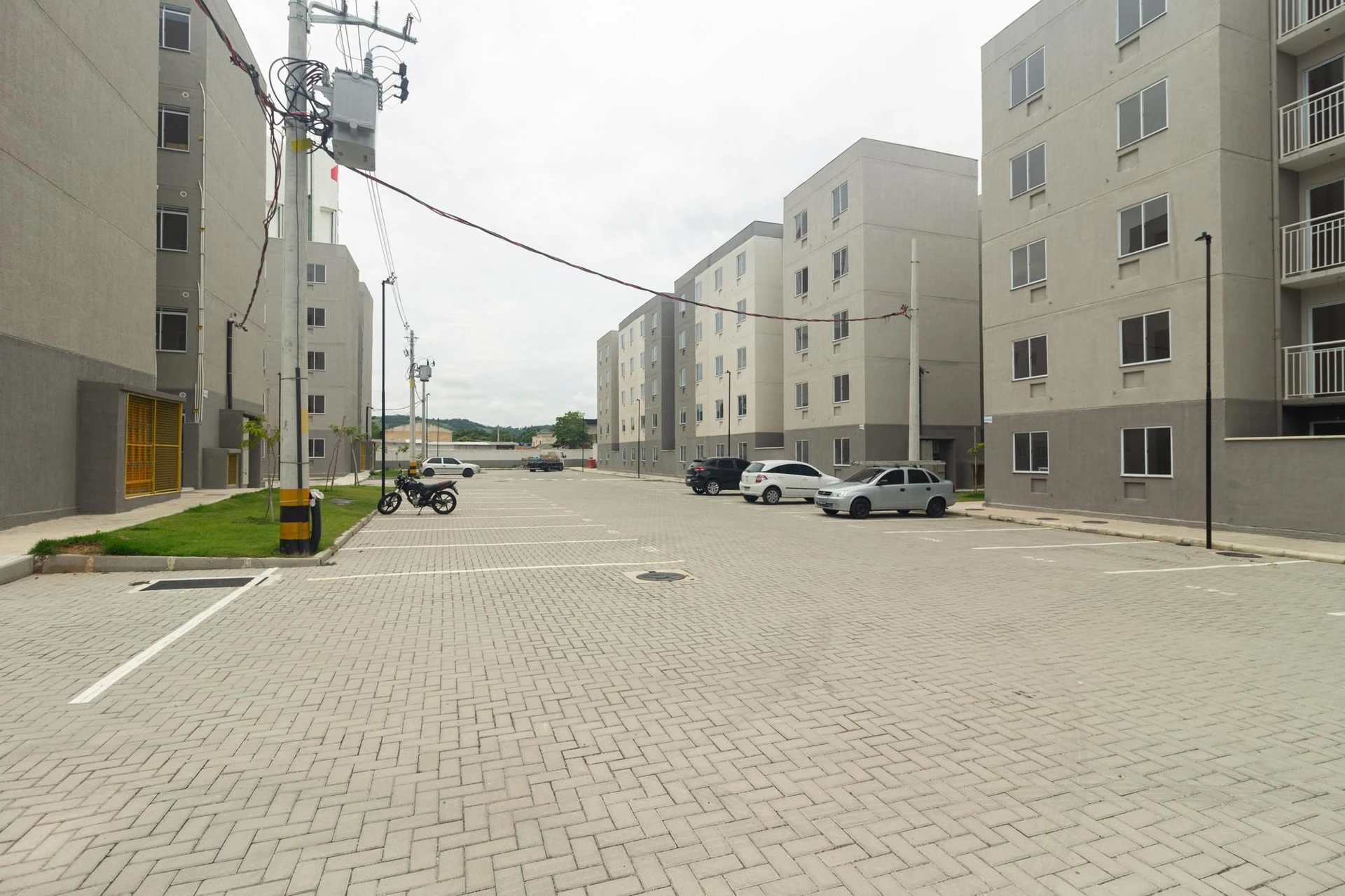 Furnished apartment, 48 m², with a grill on the balcony — photo 42