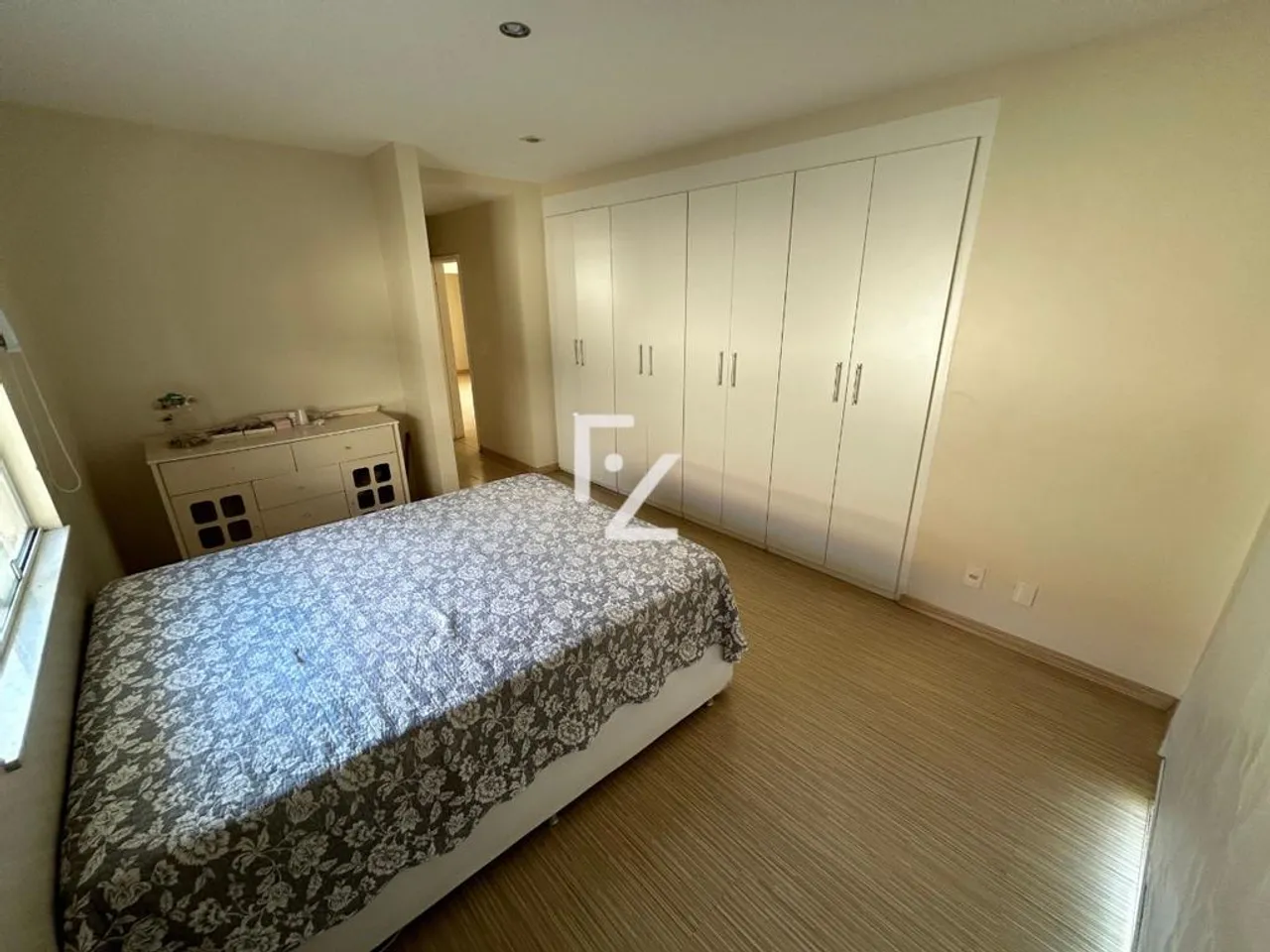 House with 5 bedrooms and a built-in grill on the balcony — photo 10