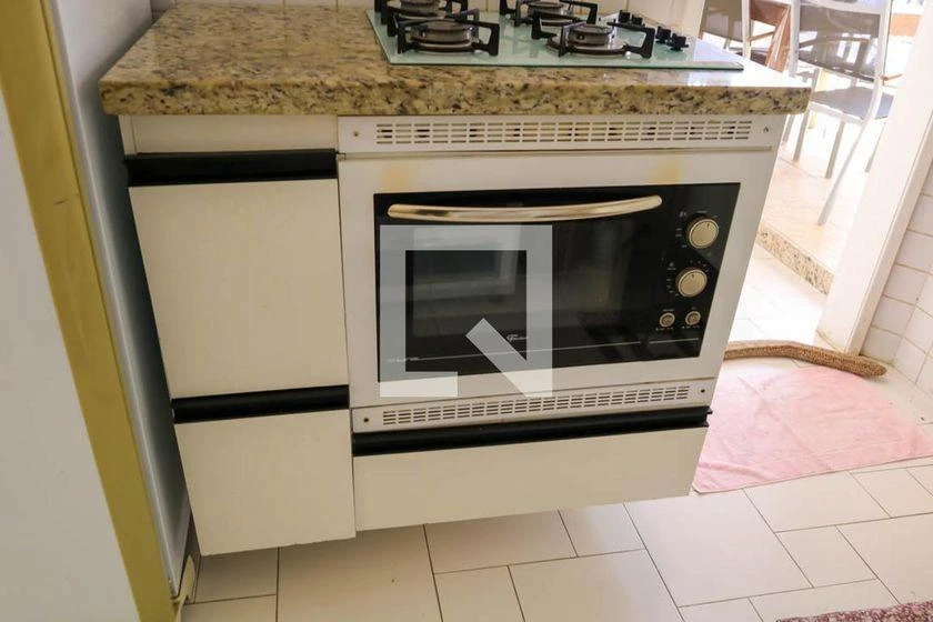 Furnished 2-bedroom apartment with 76 m² and open kitchen — photo 27
