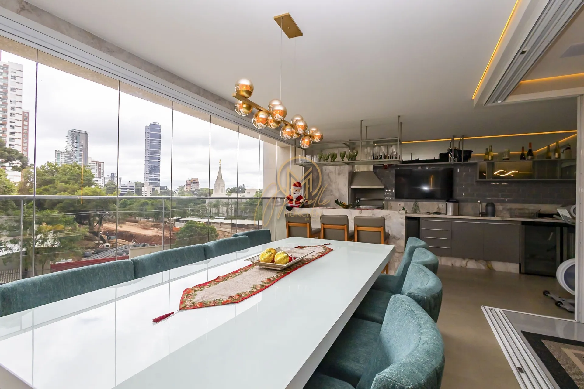 Furnished 462 m² apartment with 4 en-suite rooms — photo 86