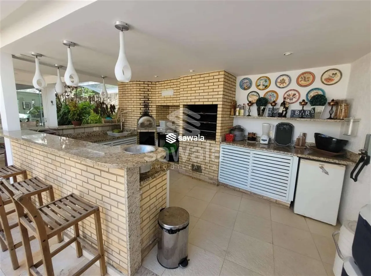 Furnished 600 m² house with 5 bedrooms and open kitchen — photo 13